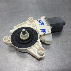 Mercedes B Class Right Front Window Motor Only A2469065200 0130822691 W246