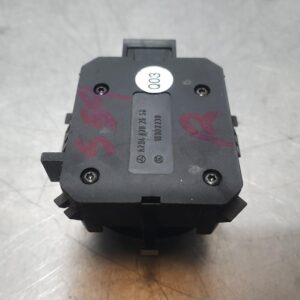 Mercedes M Class Misc Switch/Relay Right Front Seat Switch, W164, 2005–2011 05