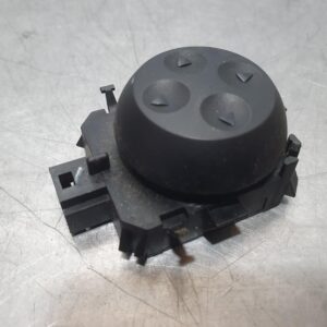 Mercedes M Class Misc Switch/Relay Right Front Seat Switch, W164, 2005–2011 05