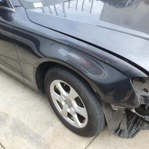 Audi A4 Right Guard B8 8K (A4/S4), 1 Small Dent