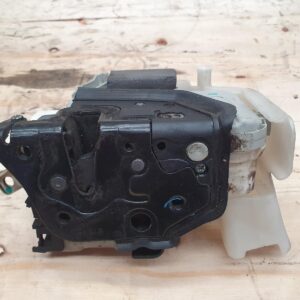 AUDI-A1-RIGHT-FRONT-DOOR-LOCK-8X-3DR-HATCH-DUAL-ROW-7-PIN-167351287512