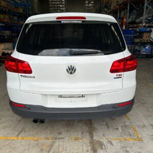 VW-TIGUAN-INLET-MANIFOLD-20-PETROL-5N-0508-0816-03C129711AE-166720297972