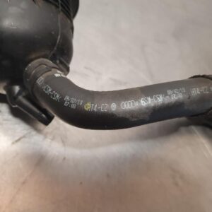 Audi A4 P/S Reservoir B8 8K, 4F0422371D