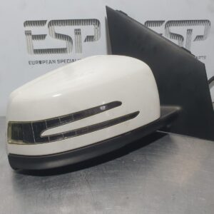 Mercedes B Class Right Door Mirror W246, Colour Coded, Power Fold, A2468103619