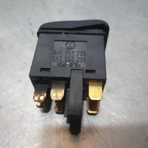 VOLKSWAGEN-POLO-HAZARD-SWITCH-6N1953235-6N2953235-1296-1201-168504731084 Volkswagen Polo, Hazard Switch 6N1953235 6N2953235, 1996–2001