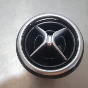 Mercedes B Class W246, Dash Airvent A2468304100