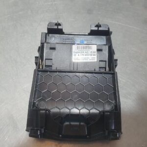 Mercedes B Class W246, USB Hub A1728202826