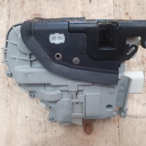 AUDI-A3-LOCK-MECHANISM-RIGHT-FRONT-DOOR-LOCK-8V-0513-1020-166759505077