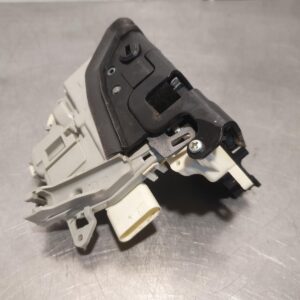 Audi Q3 Lock Mechanism Right Rear Door Lock, 8U, P/N 8K0839016H