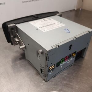 Mercedes B Class Stereo Head Unit (Audio 20 CD System), W246, A2469000512