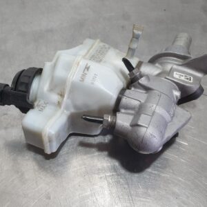 Audi Q3 Master Cylinder 8U, 7N2611301B
