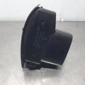 VOLKSWAGEN-POLO-TRIM-PANEL-1296-1201-168504790289 Volkswagen Polo Trim Panel 1996–2001